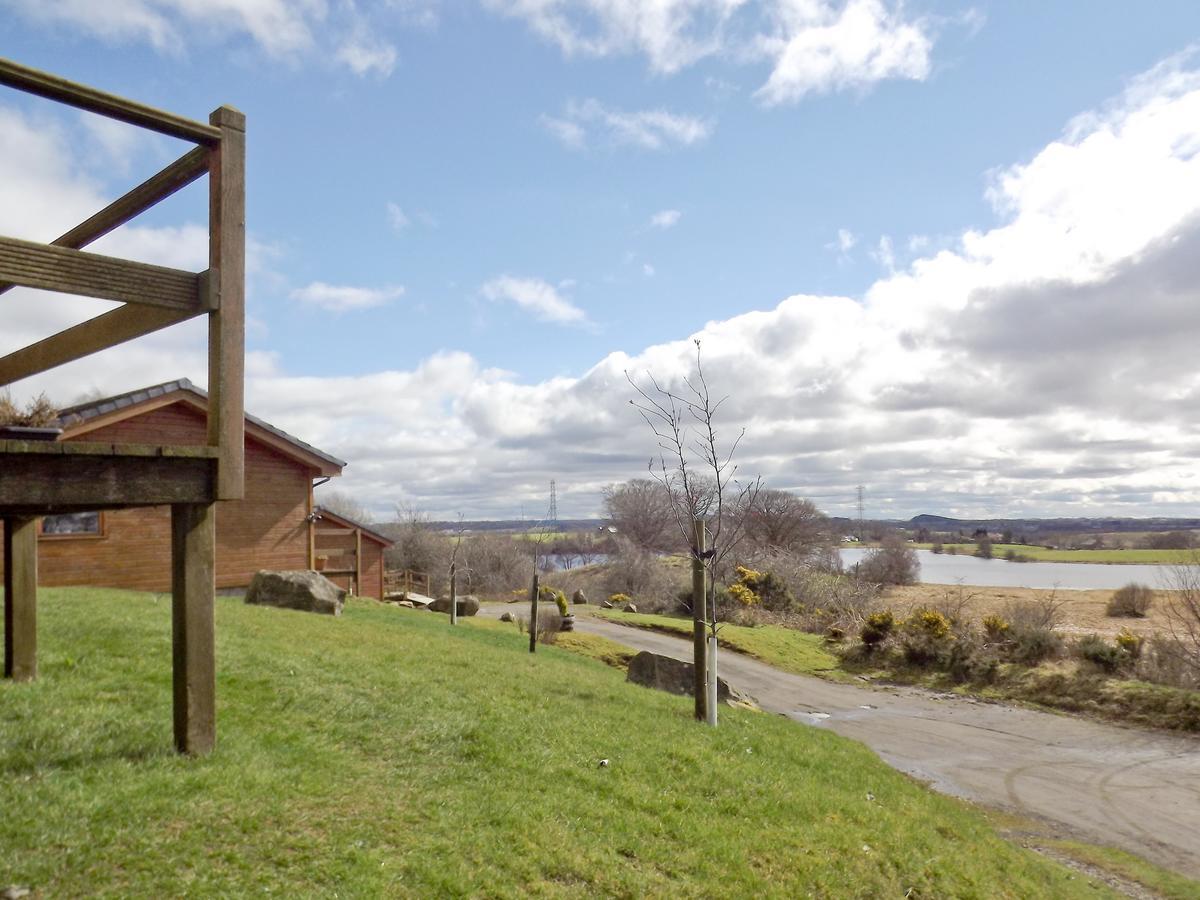 Ben Alder Lodge Milton of Campsie ภายนอก รูปภาพ